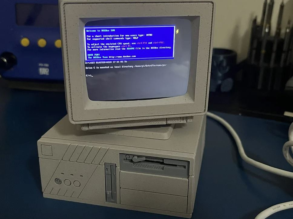 مینی کامپیوتر دسکتاپ Raspberry Pi دارای قاب قابل چاپ 3 بعدی و قابلیت اجرای بازی‌های DOS