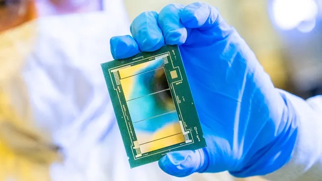 معرفی پردازنده‌های Xeon 6 با 128 هسته و توان 500W توسط اینتل