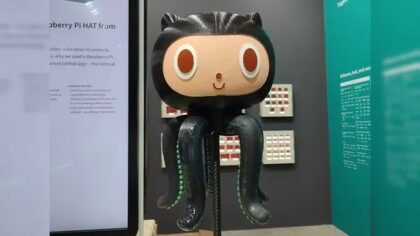 از Raspberry Pi برای به حرکت درآوردن Octocat نماد گیت هاب استفاده شد